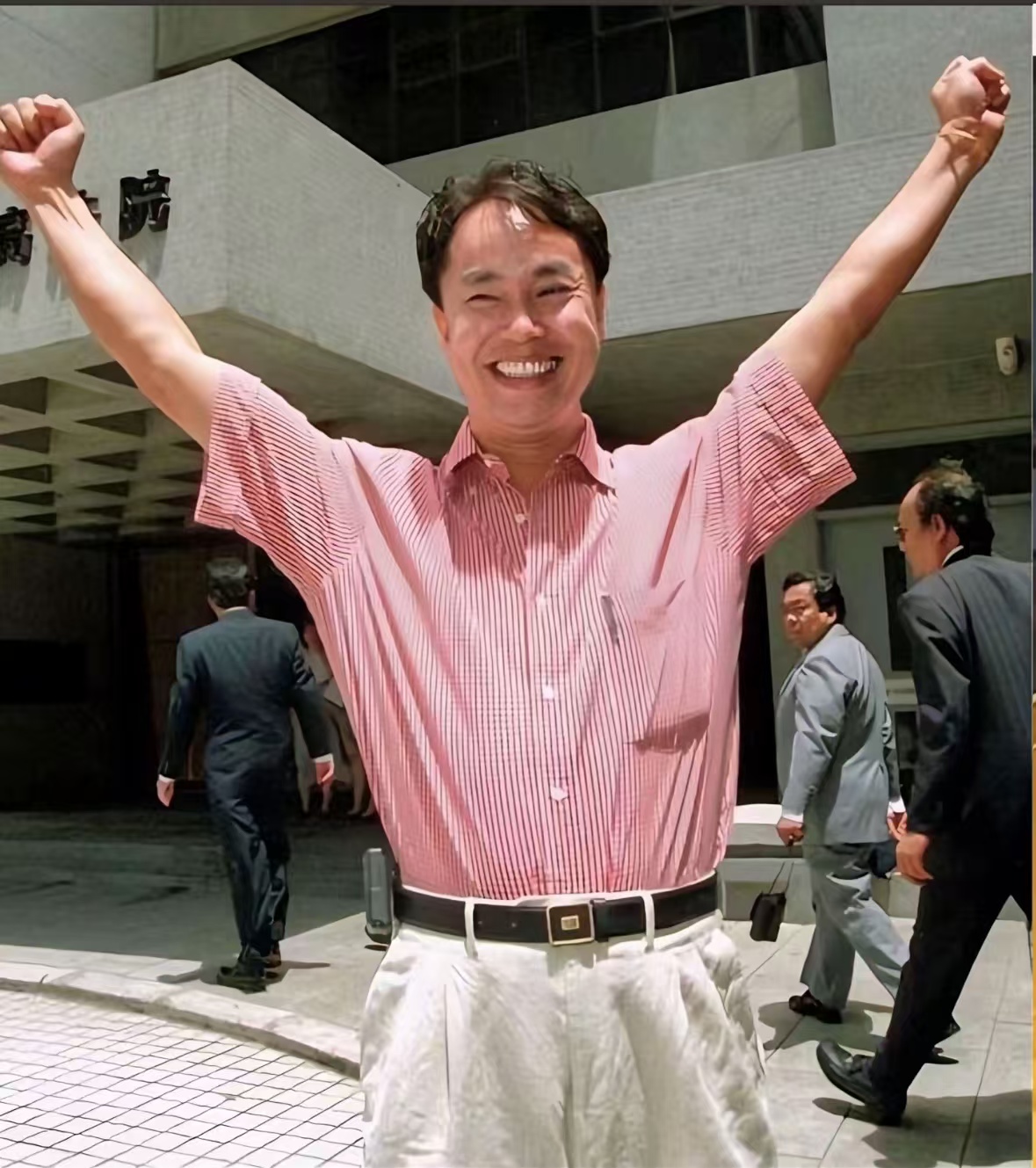 韶关Dj小辰-2024国粤语越憔悴是为了谁Proghouse风格串烧.mp3