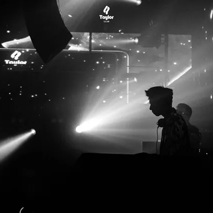 DJ任少&mdash;精选好听外文全Funy house经典音乐.mp3